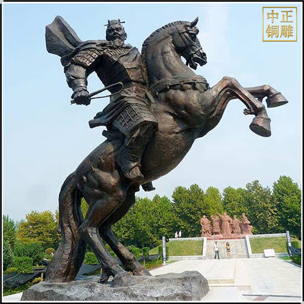曹操騎馬銅雕塑.jpg